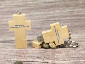 Holzkreuz USB-Stick