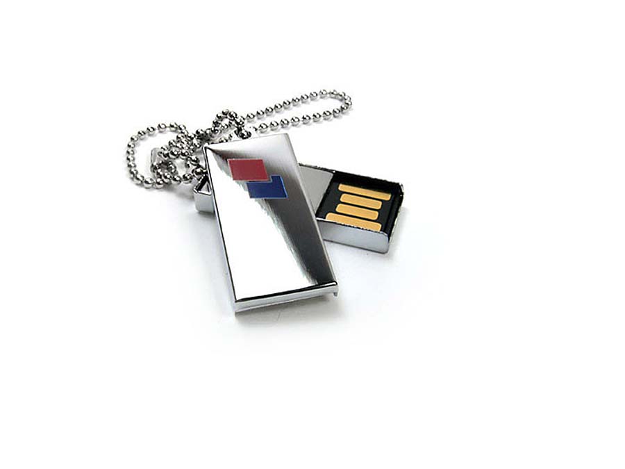 Kleiner Mini USB-Stick mit Logo und Kugelkettchen