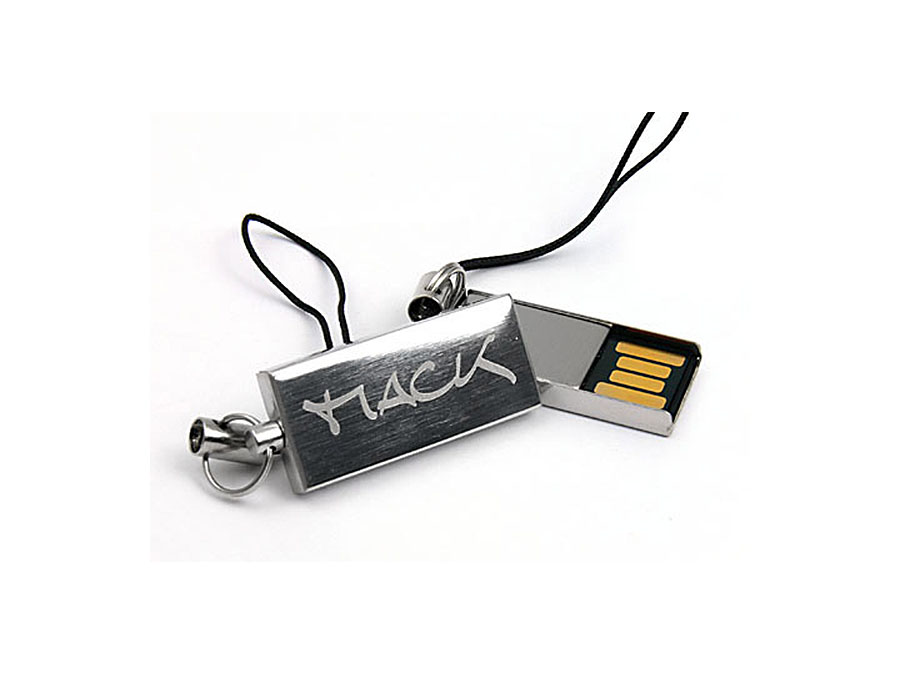 Kleiner Nano Piccolo USB-Stick mit Lasergravur Logo