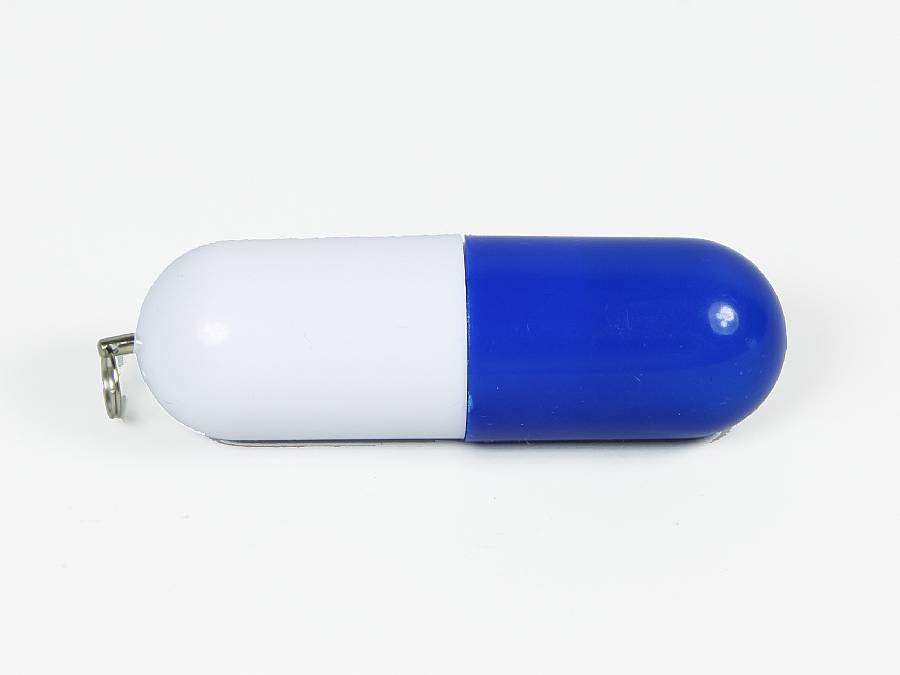 blaue usb pille mit logodruck