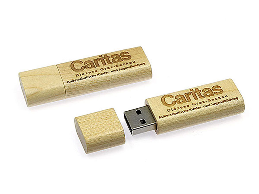 Holz USB-Stick mit  Gravur für Caritas