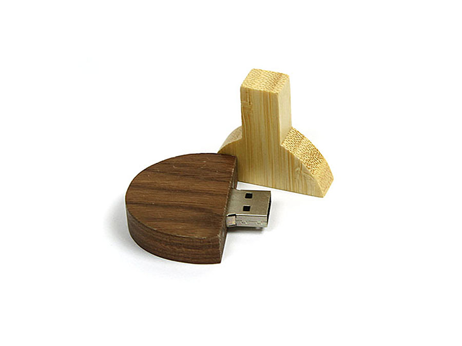 Tischtennisschläger aus Holz mit Logo
