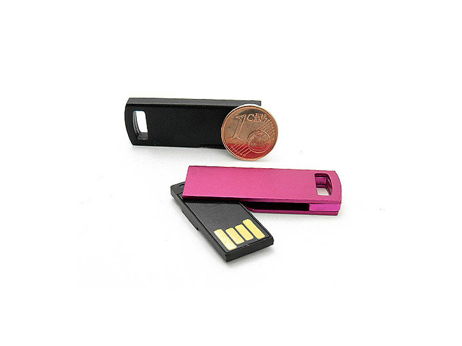 Kleiner USB-Stick mit Klappgelenk aus Metall