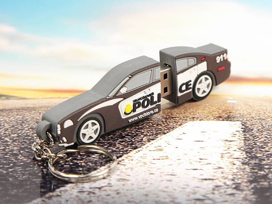 Polizeiauto als USB-Stick