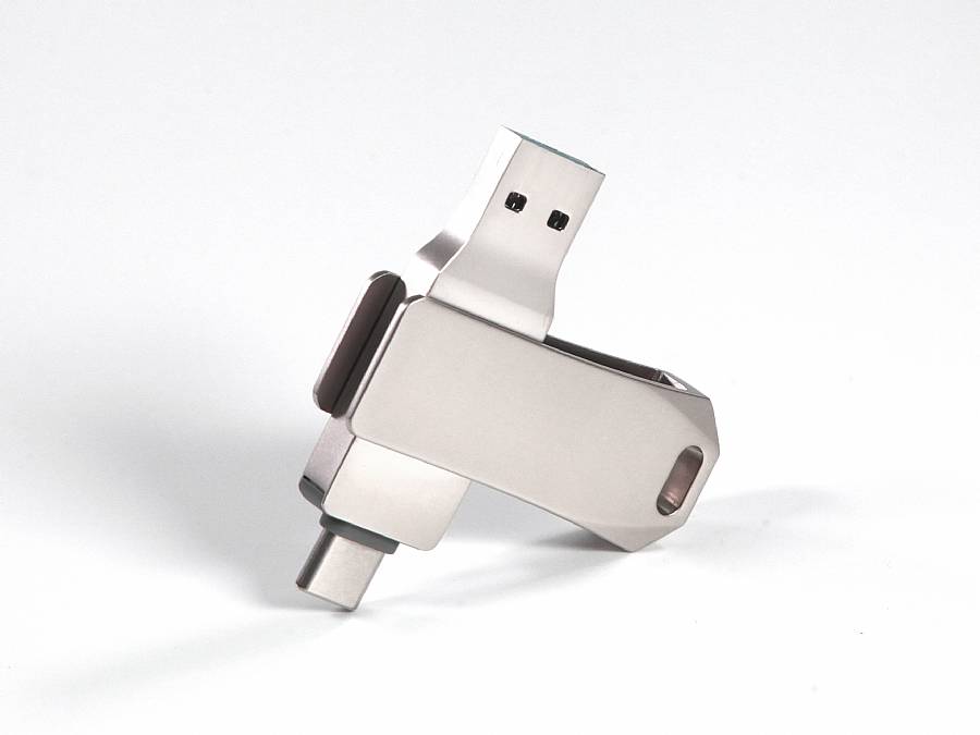 Drehbarer USB-Stick aus Metall mit elegantem Design und Platz für individuelles Logo. Ideal als Werbeartikel.