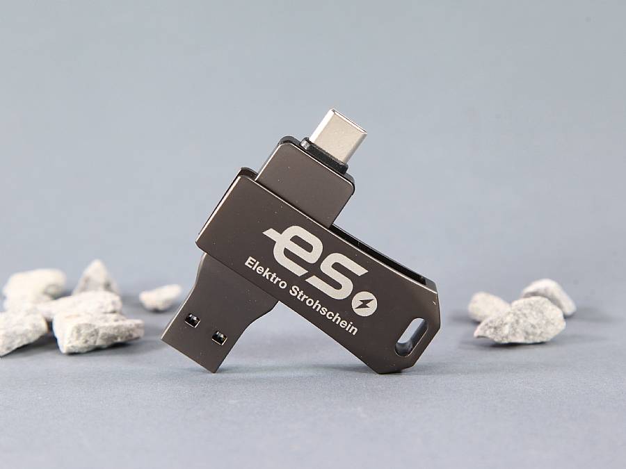 USB-Stick mit modernem Design, individuellem Logo-Bereich und praktischer USB-C-Konnektivität.