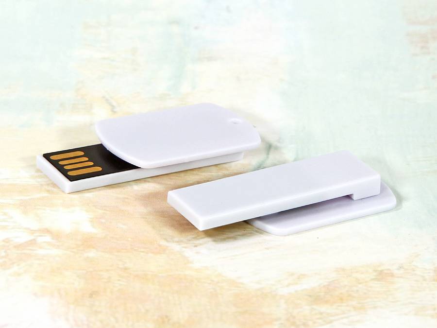 USB-Stick DataClip oval mit Platz für Ihr Logo