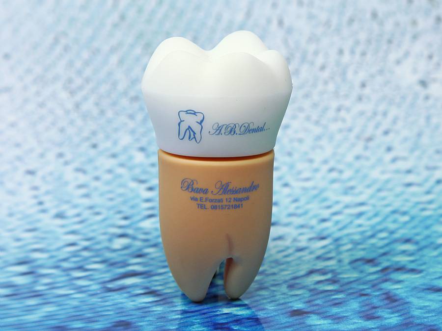 USB-Stick Sonderform Digitaldruck Kundenreferenz Zahn