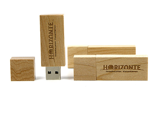 Horizonte USB-Stick aus Holz mit Logo gravur