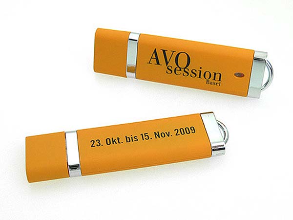 günstiger USB Stick mit Logodruck aus Chrom mit Kunststoff