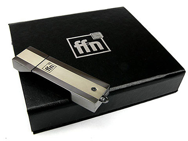 Massiver Metall USB-Stick mit Geschenkverpackung mit Logodruck