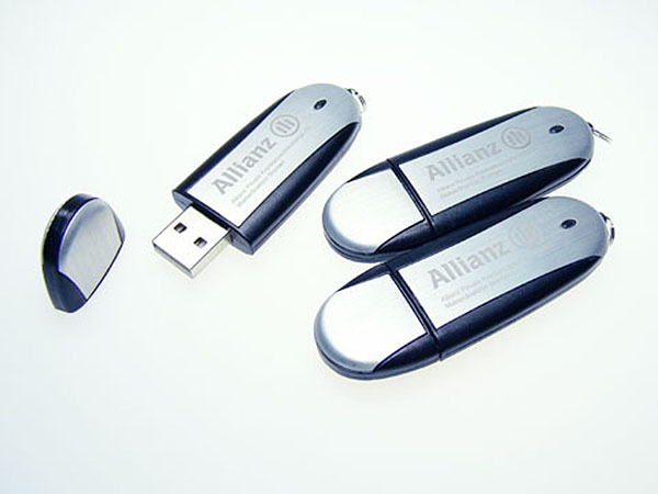 Allianz USB-Stick mit graviertem Logo auf dem Metall