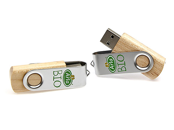 Arla Bio USB-Stick aus Holz bedruckt mit Logo