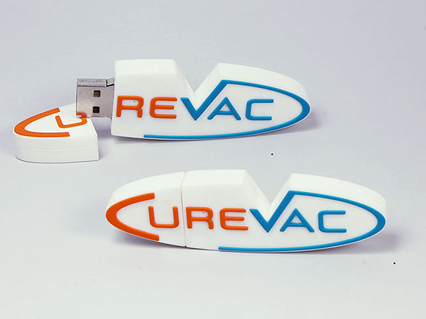 Curevac indivudller USB-Stick in flacher 2D Form des Logos