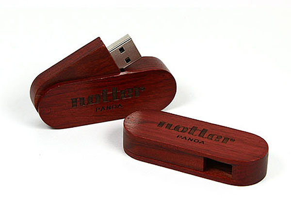 Drehbarer Holz USB-Stick in rot mit Logo