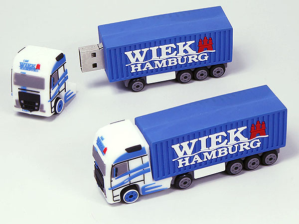 LKW Transporter mit container Seecontainer und Logo als USB-Stick