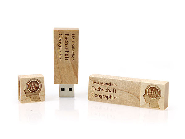LMU München geographie USB-Stick aus Holz mit Logo