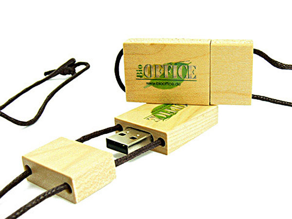 Holz USB Stick hellbraun mit Logodruck