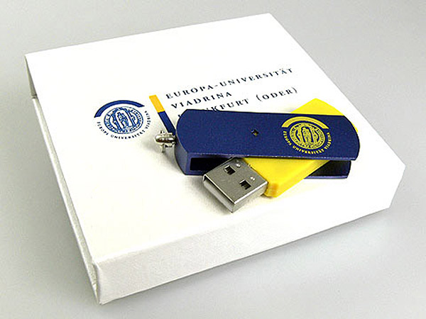 USB-Stick aus Metall mit Drehgelenk individuell mit bedruckter Geschenkverpackung