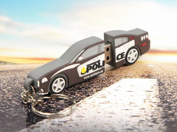 Polizeiauto als USB-Stick