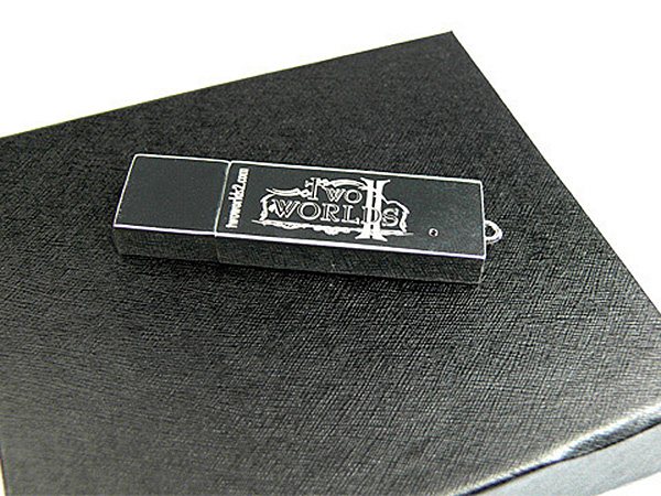 Massiver Metall USB-Stick mit Geschenkbox mit Gravur