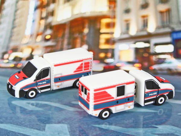 USB-Stick Einsatzfahrzeuge Kundenreferenz