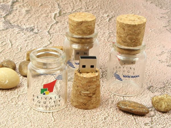 USB-Stick Flaschenpost Kork Kundenreferenz