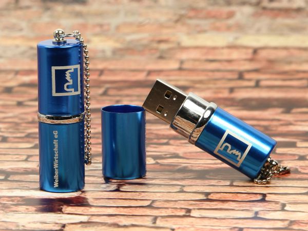 USB-Stick Lippenstift Kundenreferenz