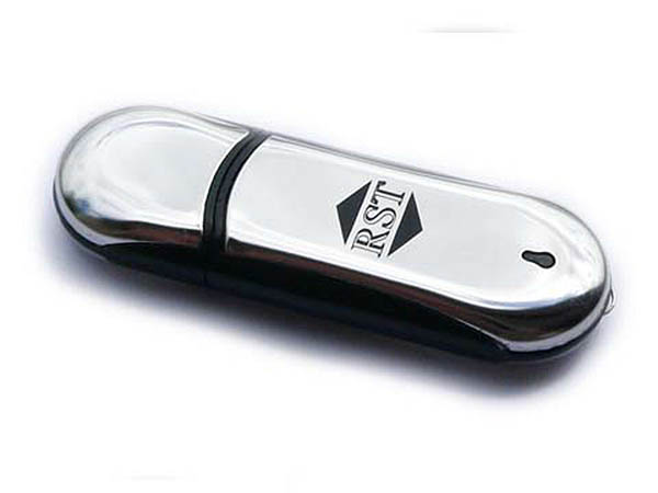verchromter USB-Stick mit spiegelnder Oberfläche mit Logo bedrucken oder gravieren