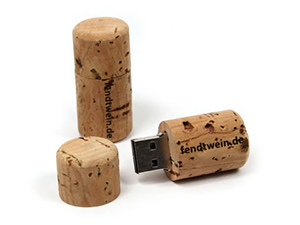 Naturprodukt Kork als USB-Stick in Weinflaschenkorkenform