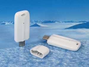 USB-C-Stick in weißer Farbe mit abnehmbarem Deckel und leichtem, modernen Design. Ideal für individuelle Branding-Möglichkeiten.