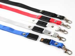 Lanyard mit USB-Stick Anschluss Detailansicht