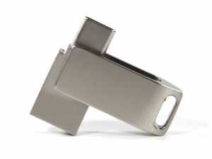 USB-Stick aus Metall mit elegantem Design und Platz für individuelle Logos zum Personalisieren.