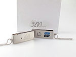 Dehbarer USB-Stick aus MEtall mit Aufdruck, Grevur und Geschenkverpackung