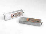 Metall USB-Stick mit zweifarbigem Logo-Aufdruck