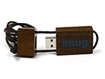 Holz USB-Stick Nussbaum  am Band mit Prägung