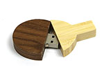 Tischtennisschläger aus Holz mit Logo