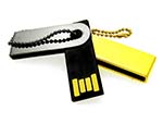 Kleiner Mini USB-Stick aus Metall und Gold