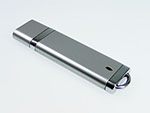 silberner Werbeartikel USB-Stick mit Chromleisten