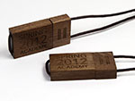 Tommy Hilfiger USB-Stick aus Holz mit Lanyard und Prägung