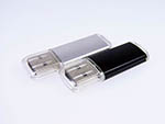 USB-Stick in silber und schwaz aus Metall zum bedrucken und gravieren