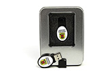 USB-Stick mit Doming Aufkleber und Logo als Digitaldruck